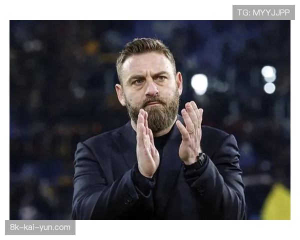 罗马客场3-1战胜佛罗伦萨,德罗西的球队升至积分榜第五位。 罗马客场3-1战胜佛罗伦萨,德罗西的球队升至积分榜第五位。